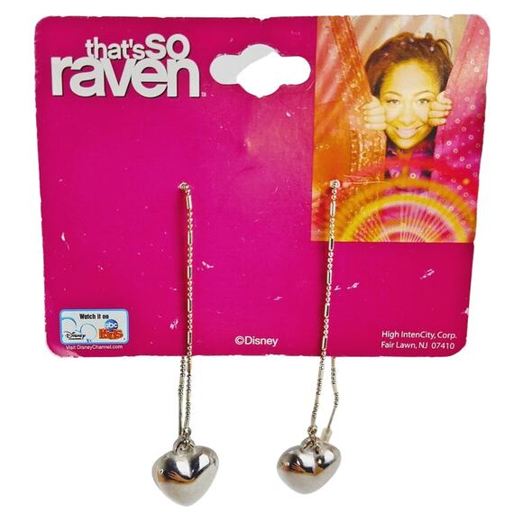 That's So Raven Silver-Toned Heart Drop Earrings NWT RARE H2F - Picture 1 of 11